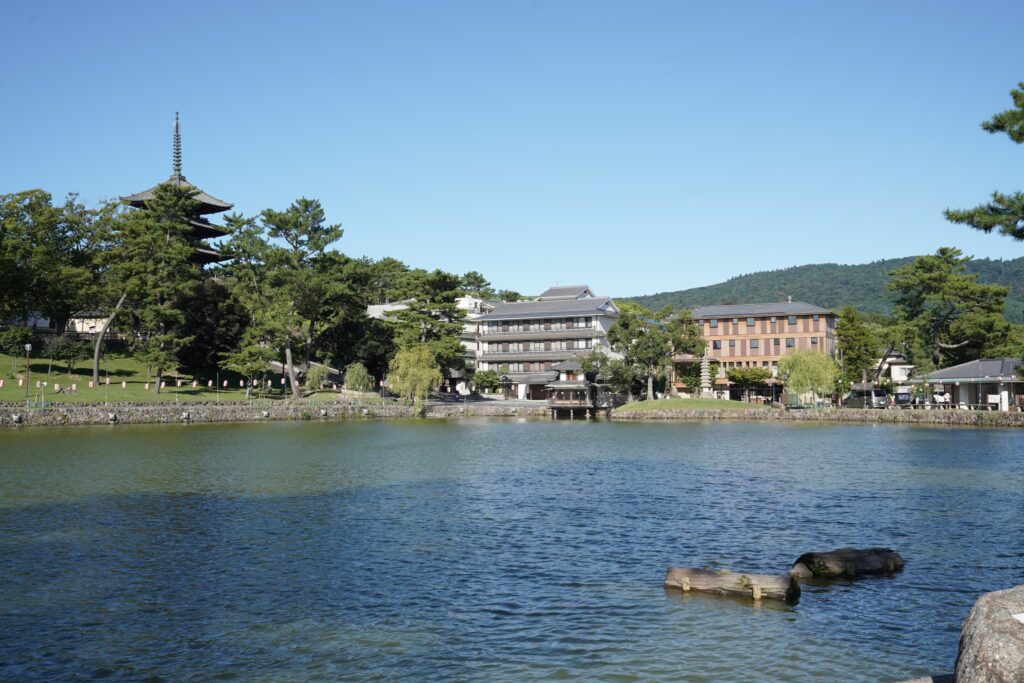 七五三(753)奈良県奈良市・橿原市・広陵町・京都府木津川市_フォトスタジオワタナベ(渡辺写真館)_猿沢池